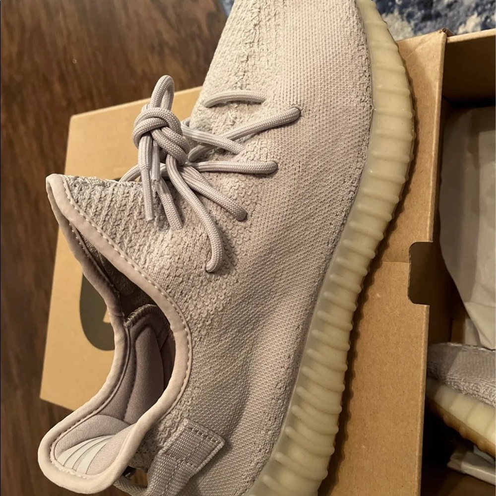 Yeezy 350 Sesames